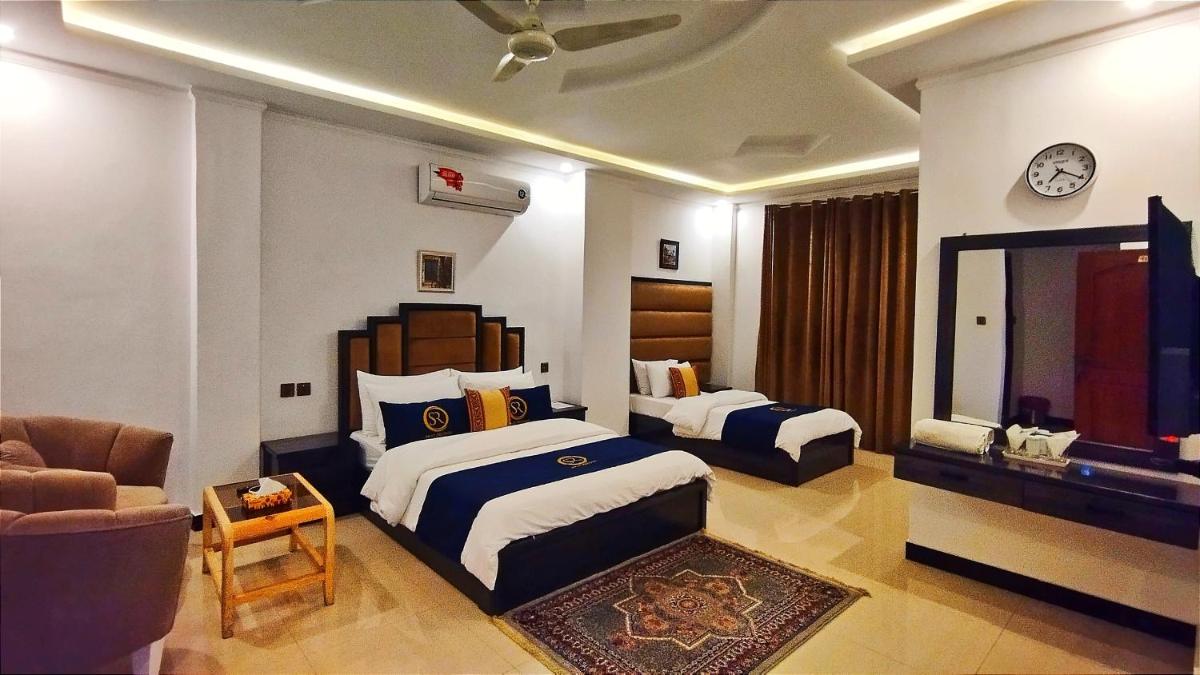 Hotel Swat Rezidor by Khan Familia - Housity