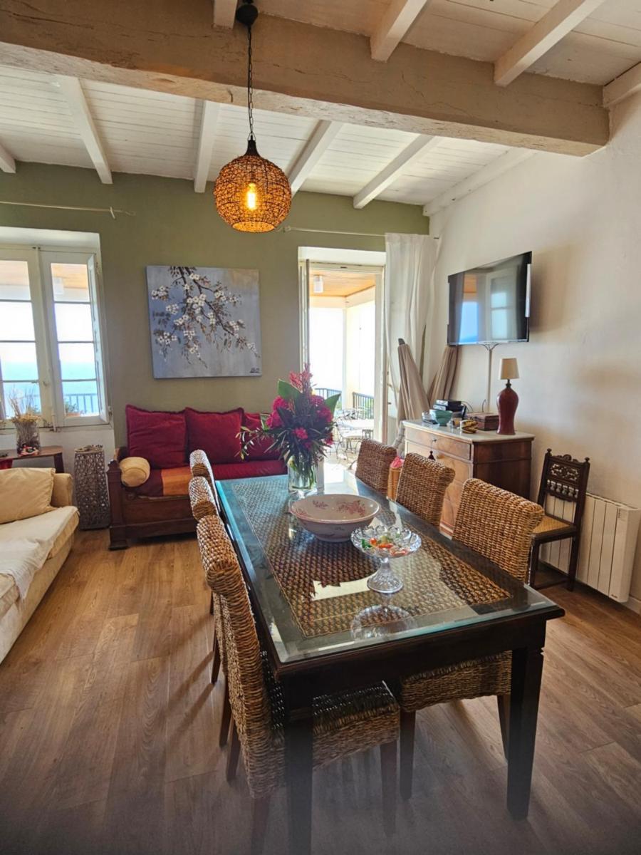 Maison Bella Vista - Housity