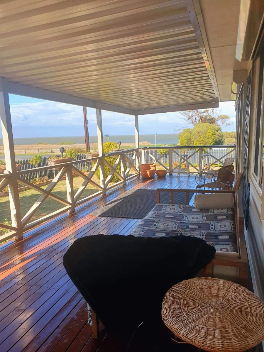 Milang Lakefront Retreat - Housity