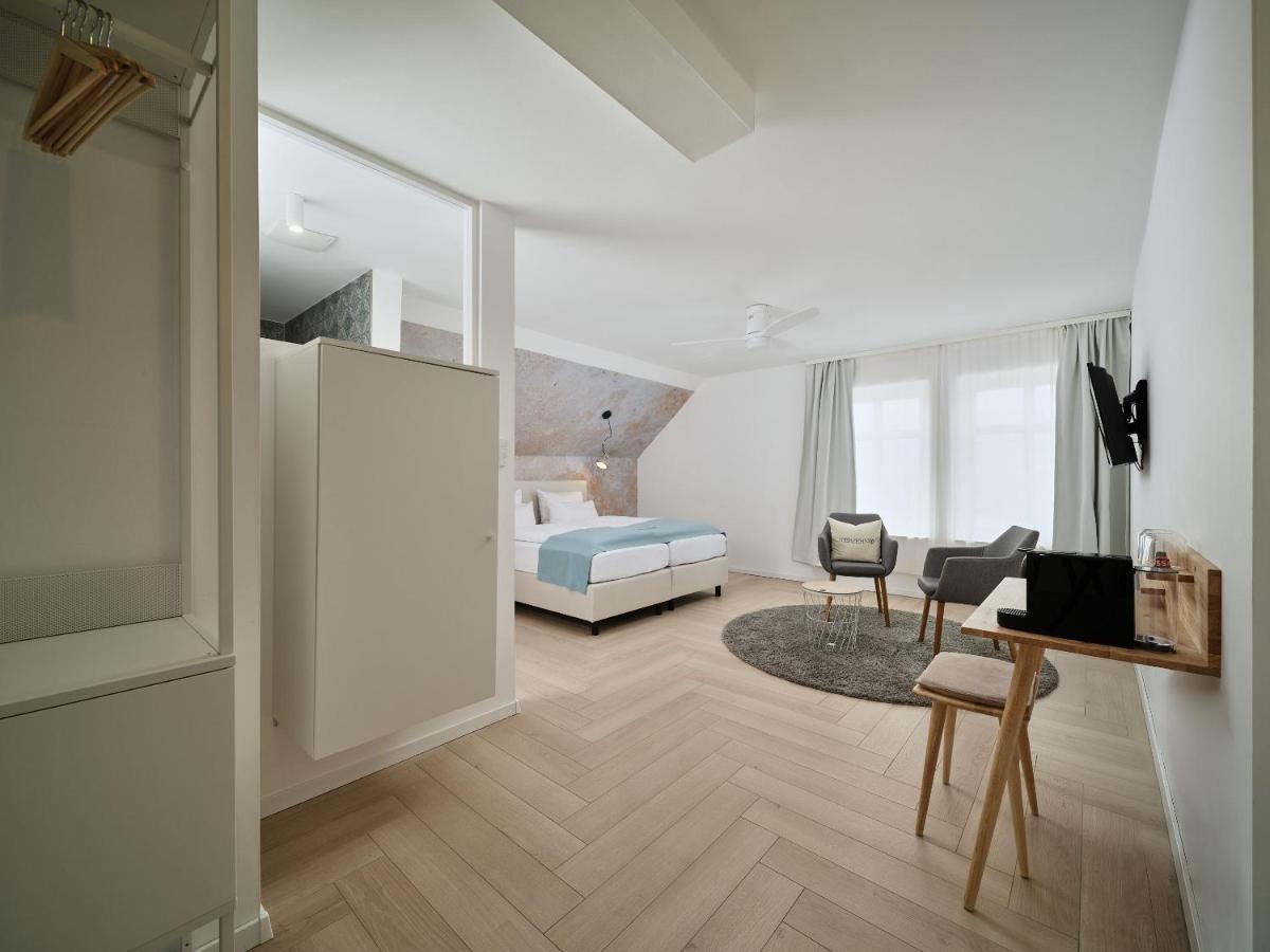Hotel Siebzehn80 - Housity