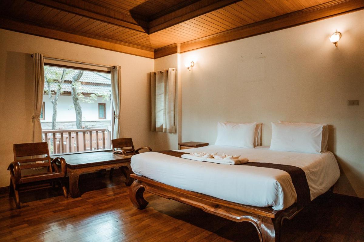 Tak Andaman Resort & Hotel - Housity