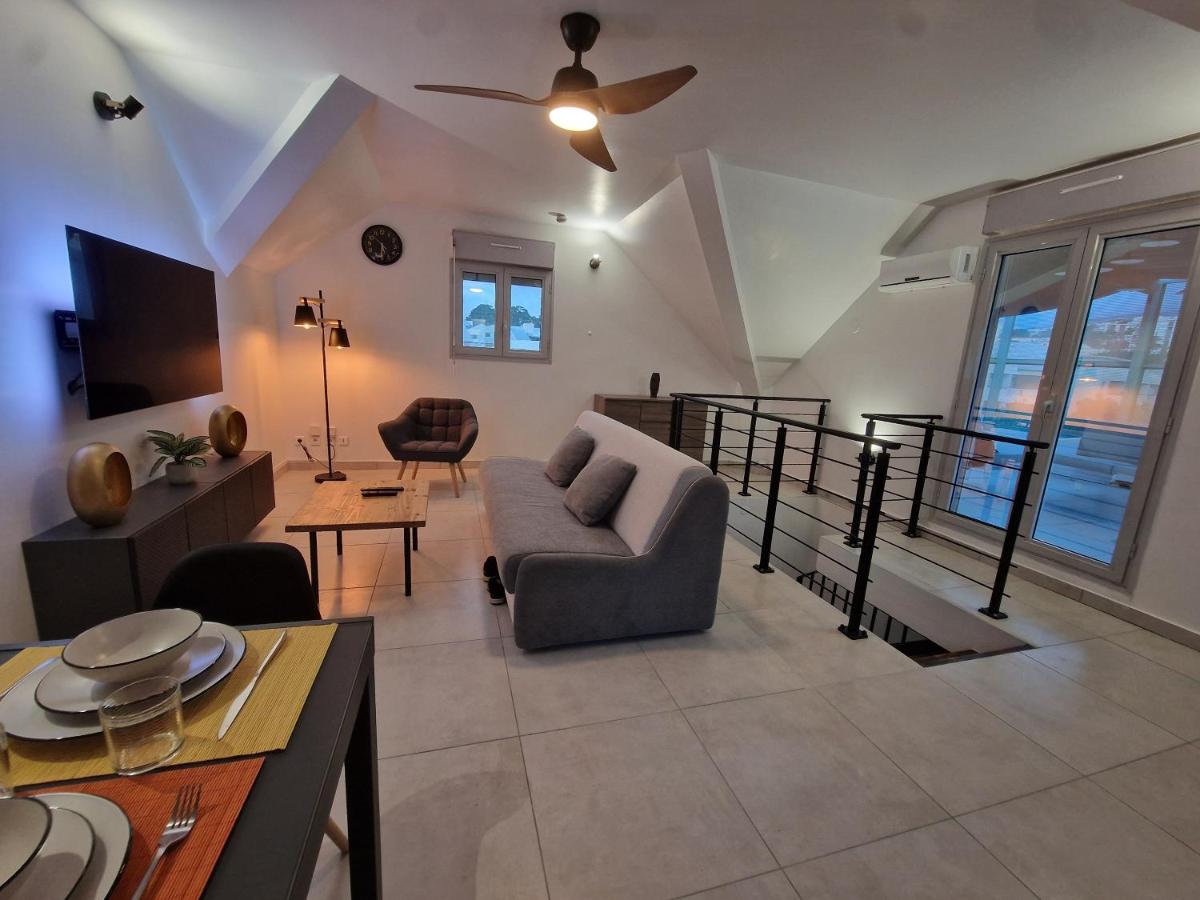 Mont-Vert exotique - Calme - Vue et PARKING - Housity