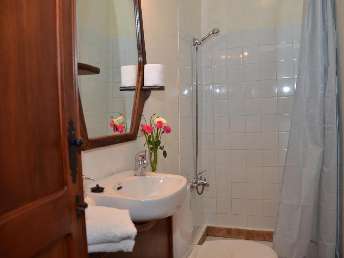 Room in BB - Dar Rehla bab Remouz - Housity