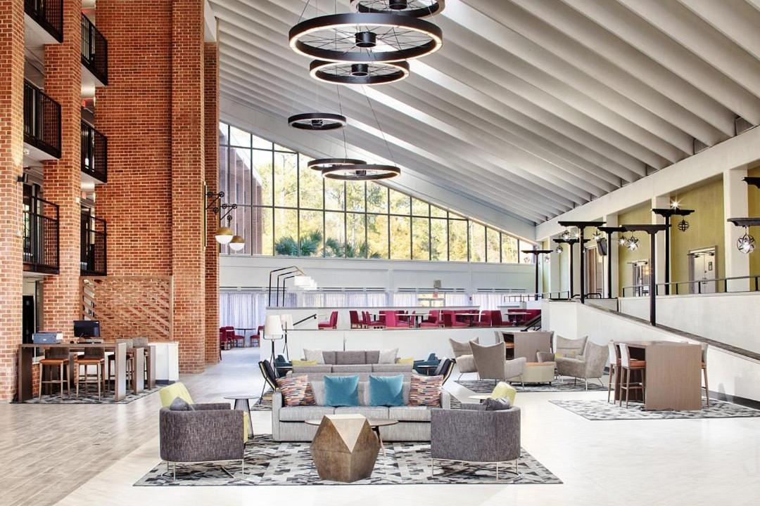 Hawthorn Extended Stay by Wyndham Columbia-Ft Jackson - Housity