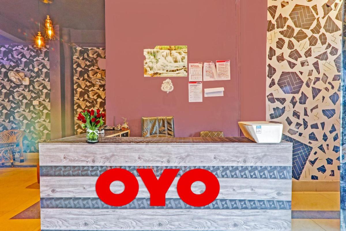 OYO Flagship 87762 Hotel 8100 Inn - Housity