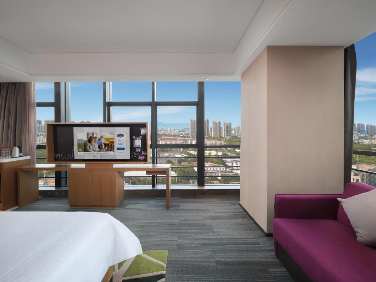 Hampton by Hilton Shenzhen Longhua Qinghu - Hizvo