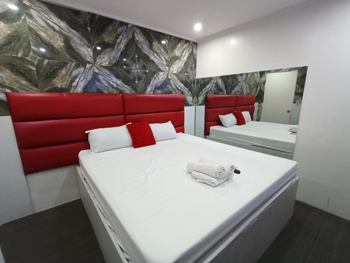 King Rapid Rise Hotel - Housity