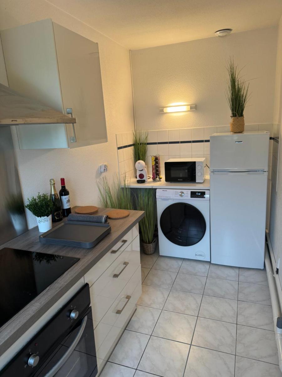 Appartement confort et balcon - Housity