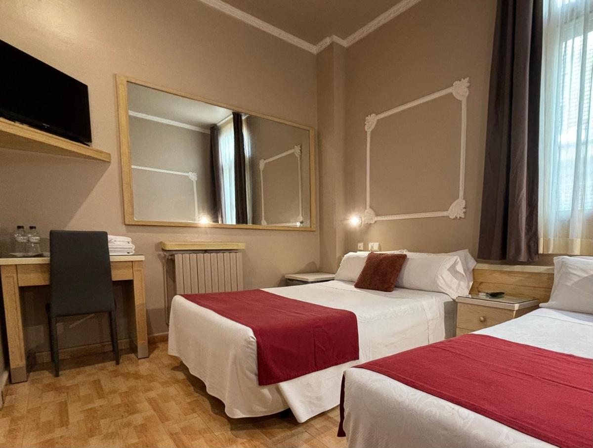 Hotel Celimar - Housity