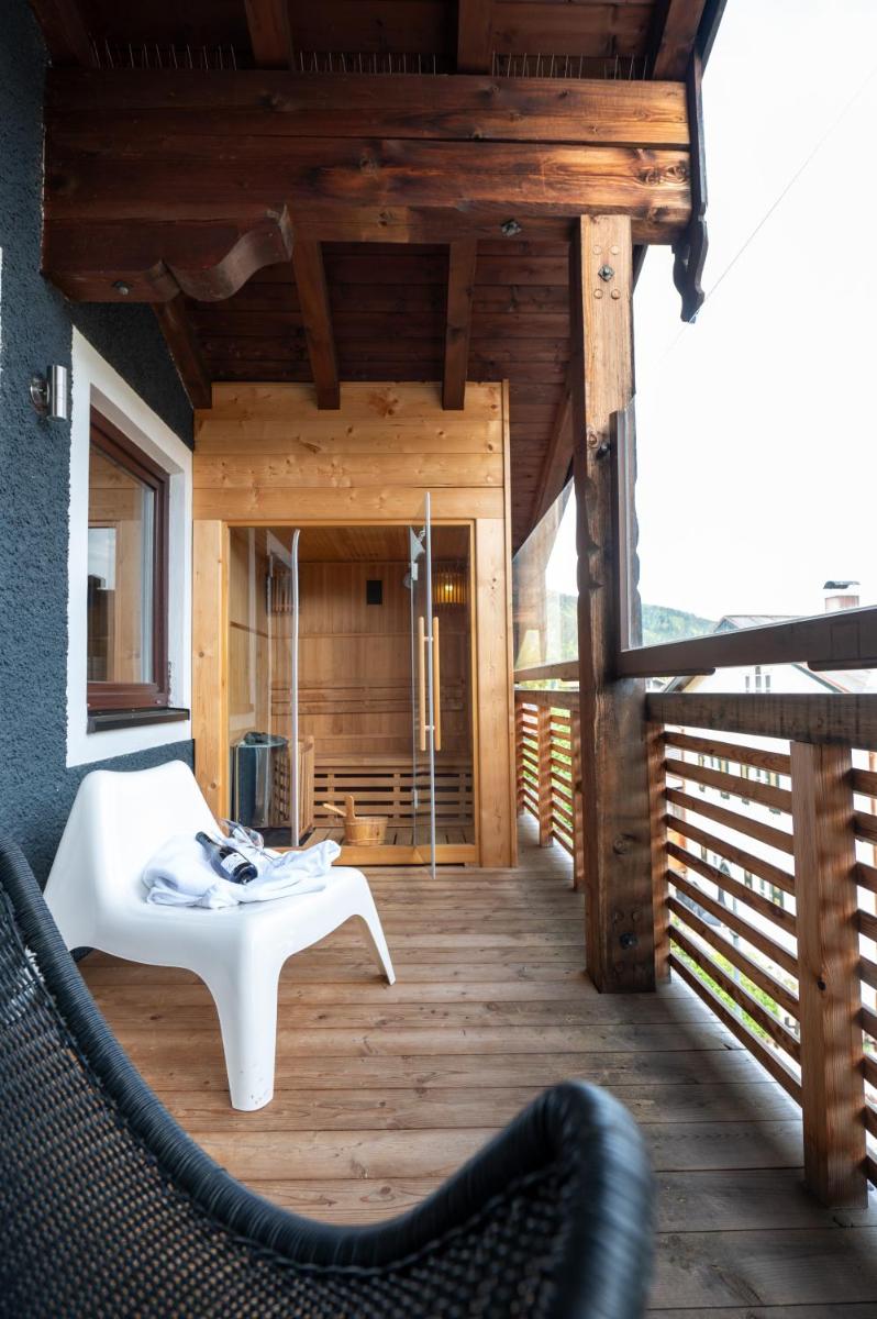 Ein Balkon oder eine Terrasse in der Unterkunft ALPENLIEBE - Sauna & Whirlpool - APARTments