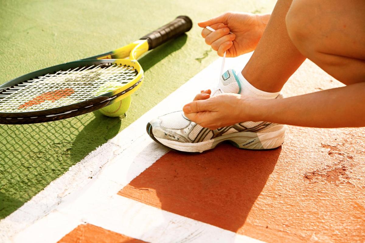 Instalaciones para jugar a tenis o squash en Sunwing Arguineguin Seafront o alrededores