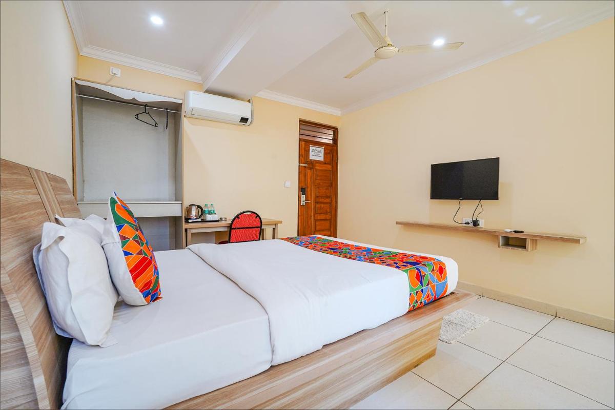 FabHotel BNS Comforts - Housity