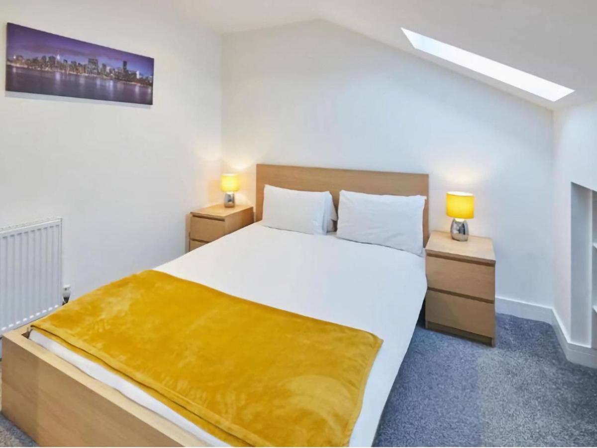 Jackson Court Apartment 3 - Housity