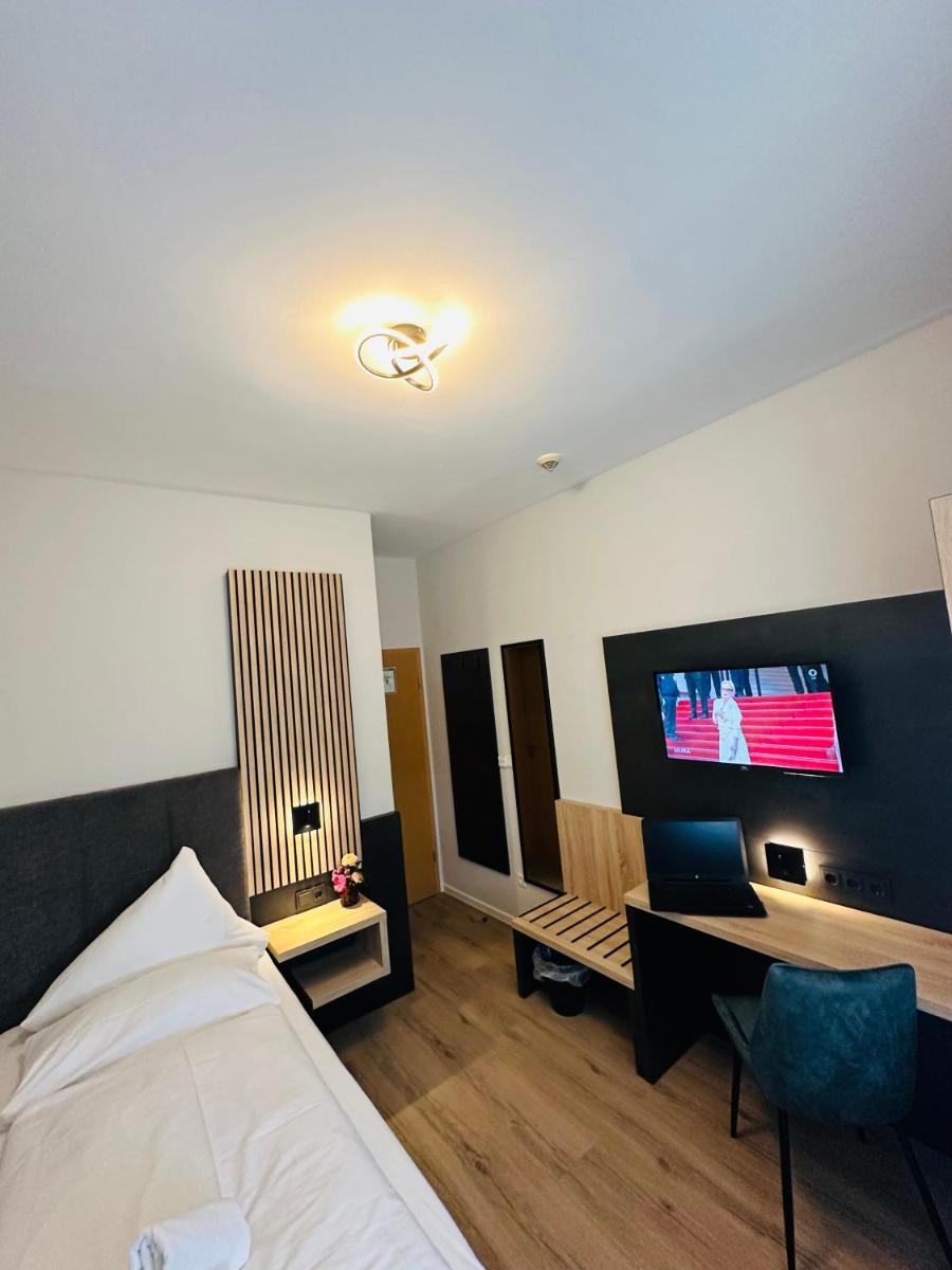 Hotel Stadt Emmerich - Housity