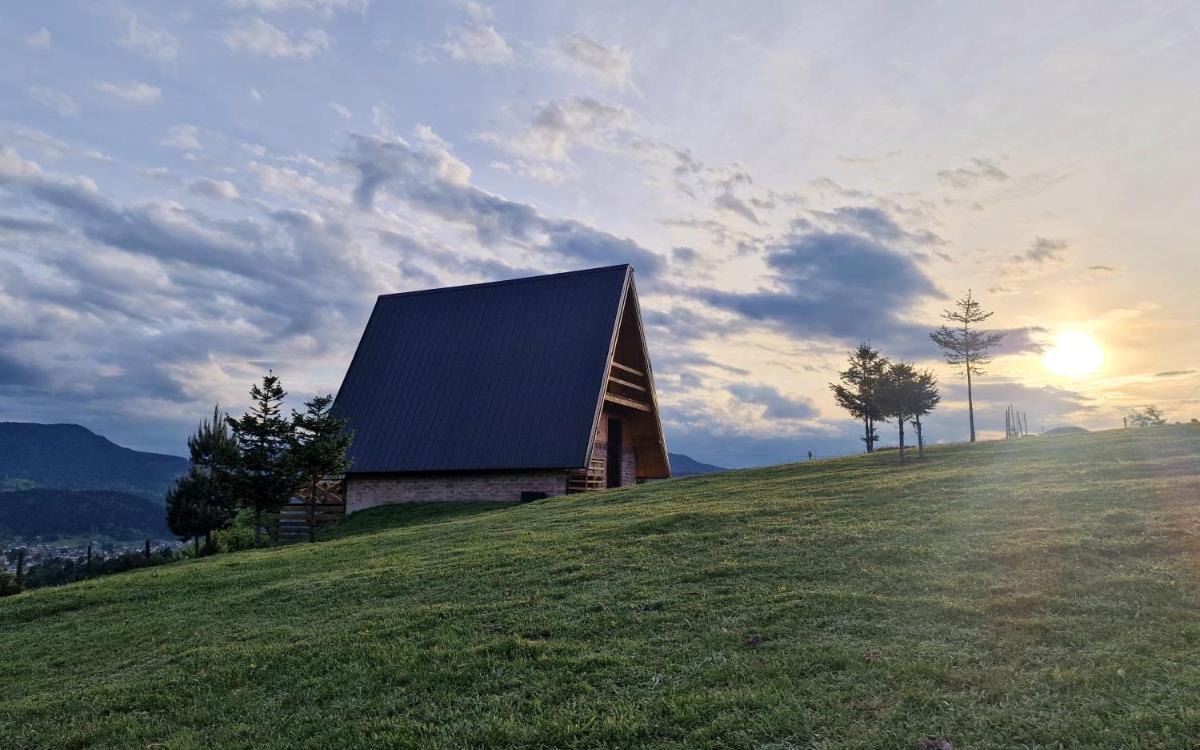 Vikendica Tromedja Pale - Housity