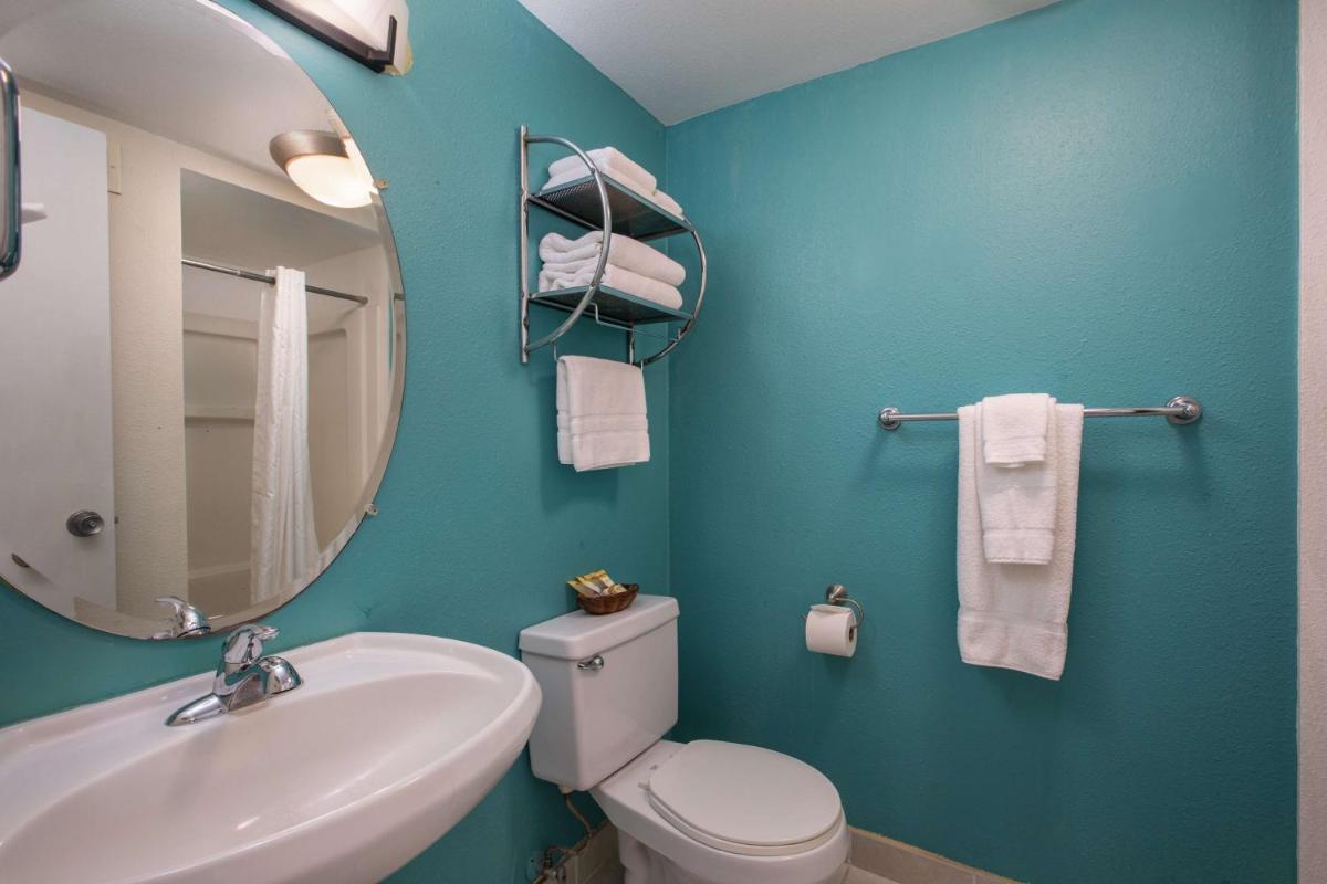 Aqua Aloha Surf Waikiki - Housity