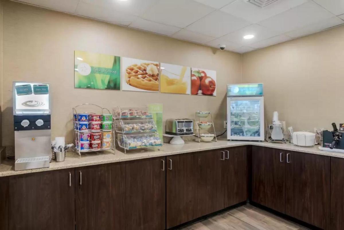 Quality Inn & Suites Ocean City Fenwick - Housity