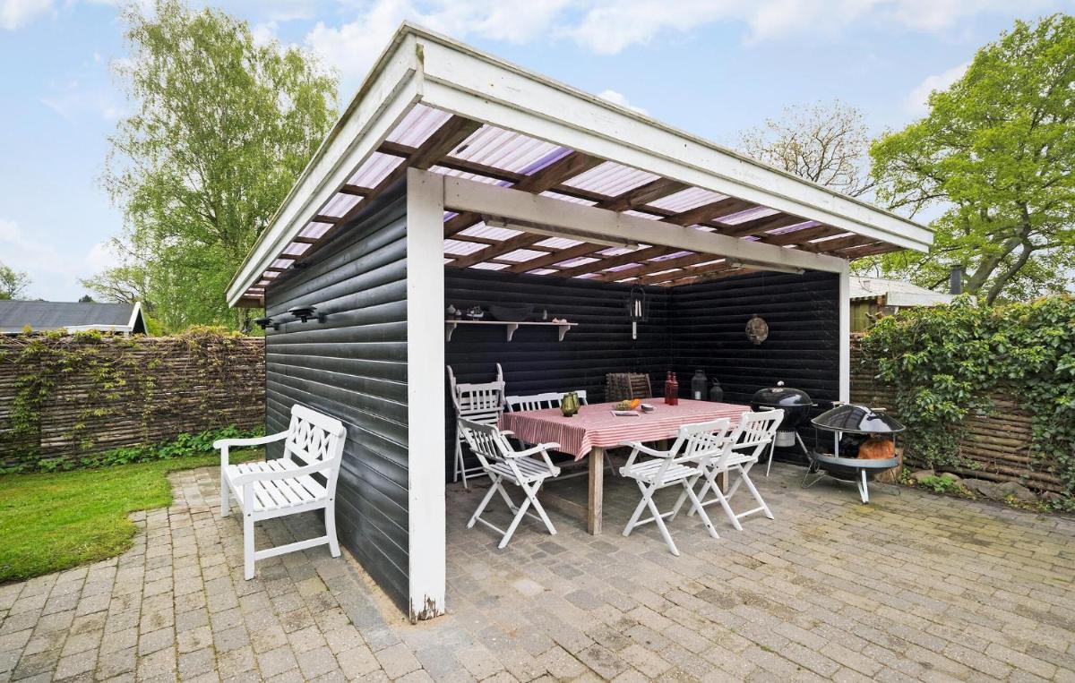 Three-Bedroom Holiday Home In Hornbak - Housity