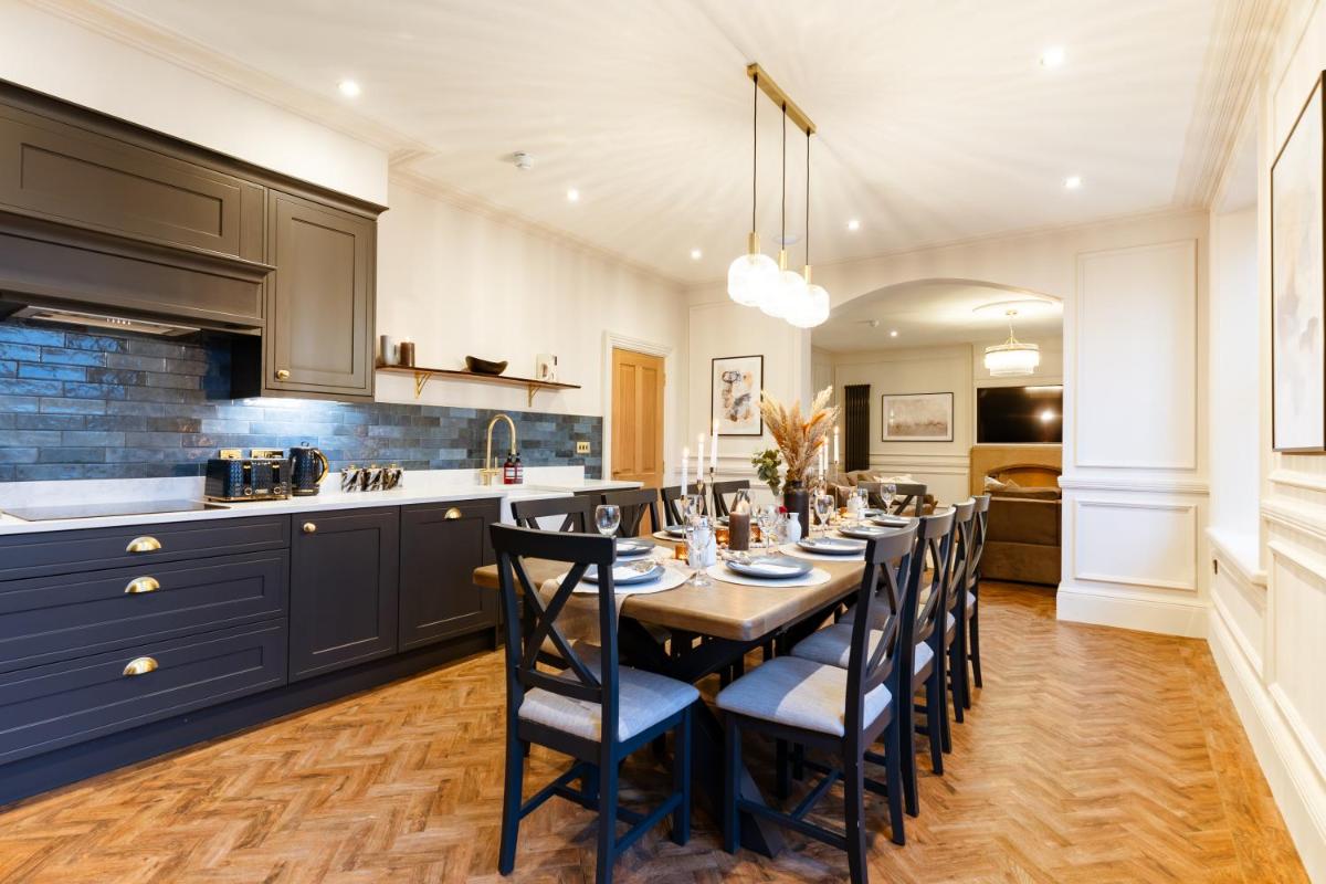 Hearthside Park Road - Housity