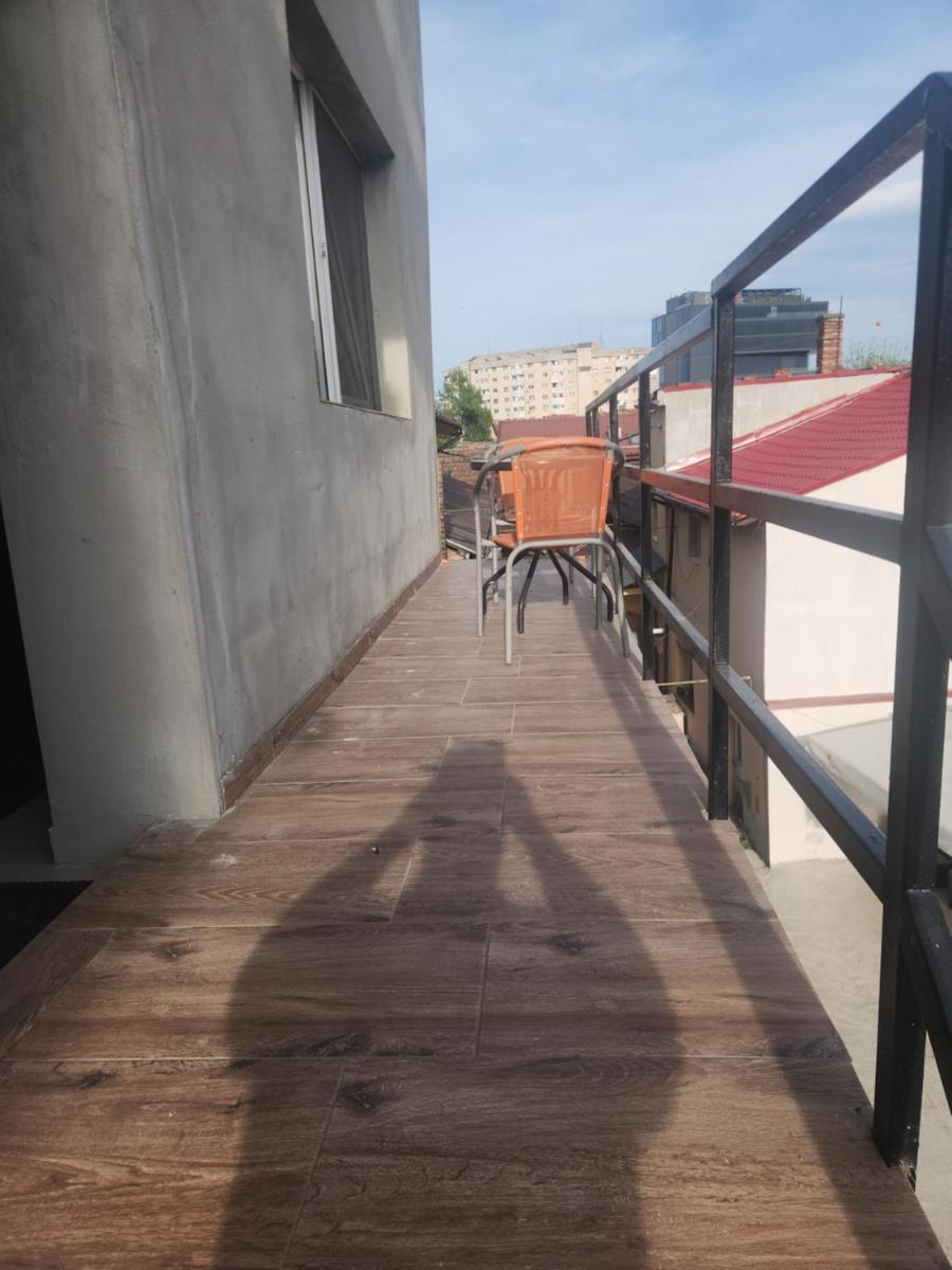 Csikos Apartment - Housity