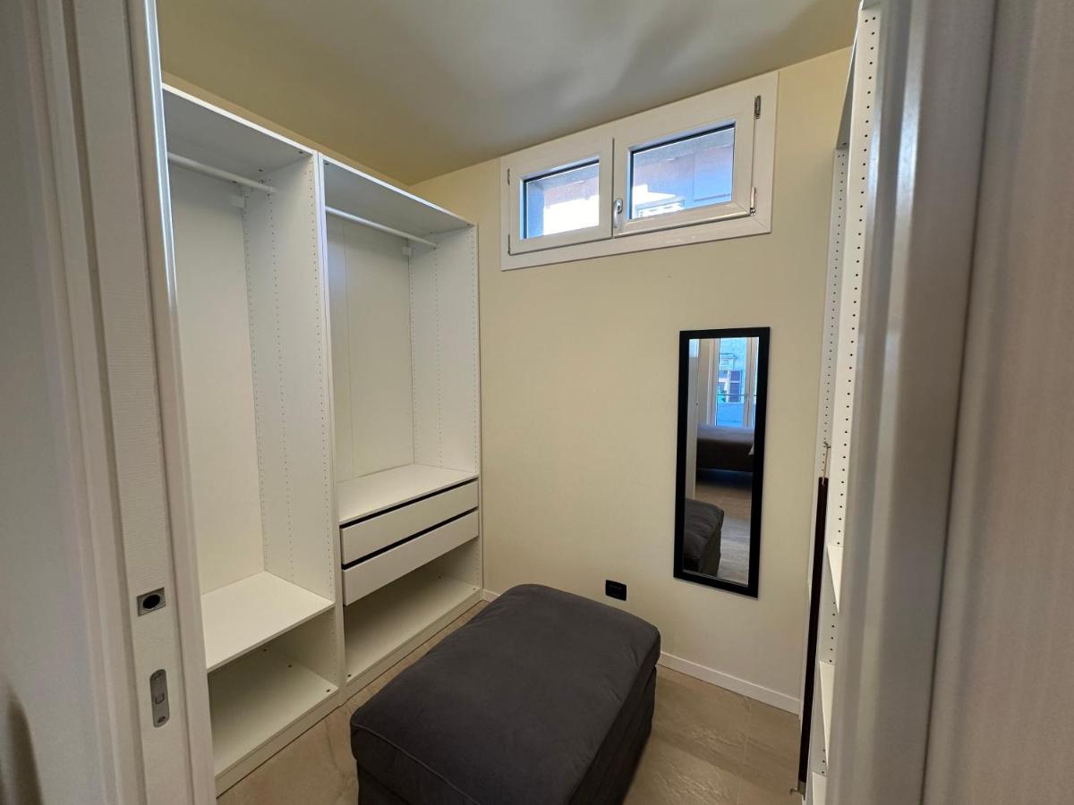 Modern house, a 7 minuti da Piacenza città - Housity