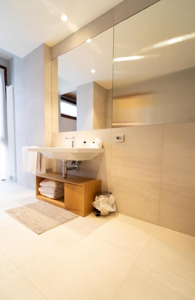 Albergo Sorriso - Housity