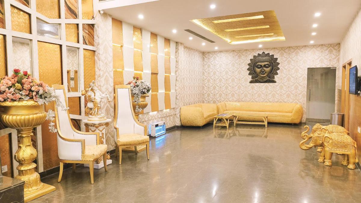 Hotel Sallow Royal Suites - Housity