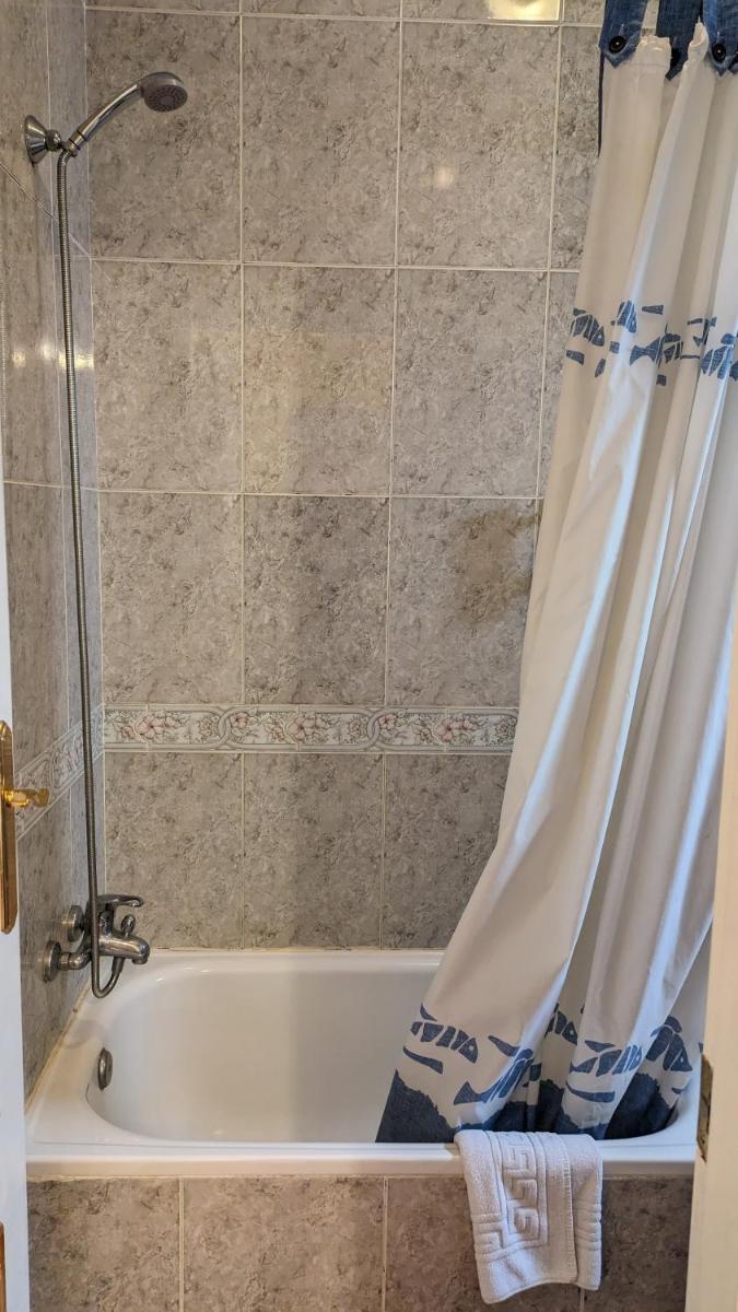 Hotel Las Palmeras by Vivere Stays - Housity