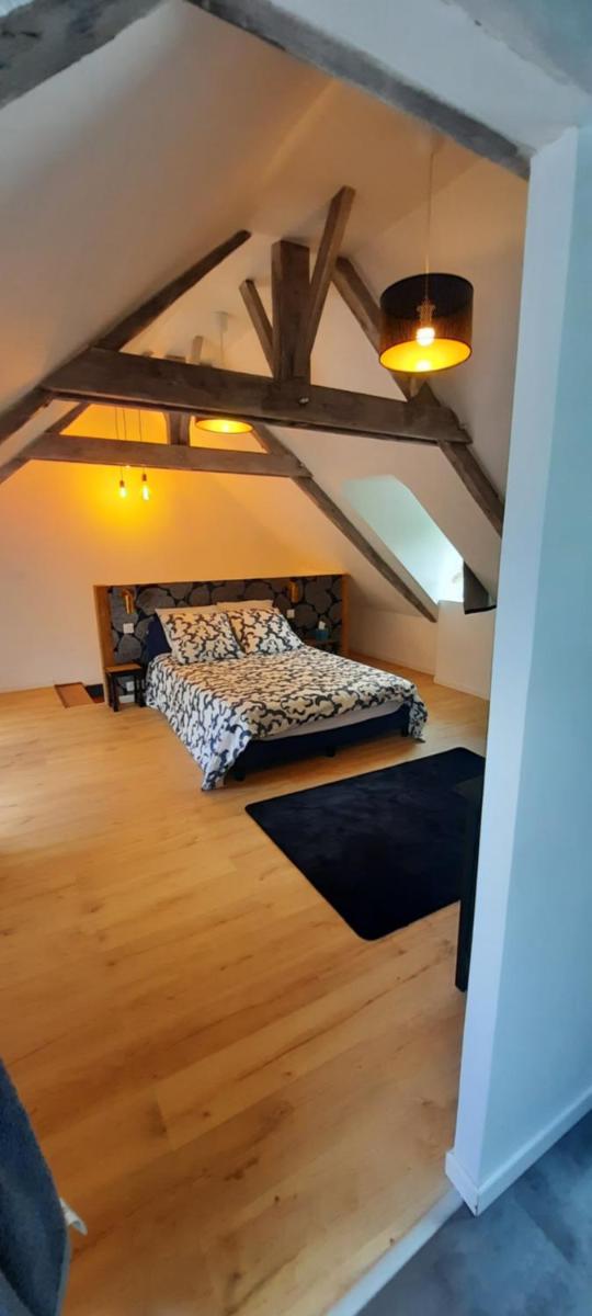 L'EAU QUI DORT - Chambres et Tables d'hôtes - Housity