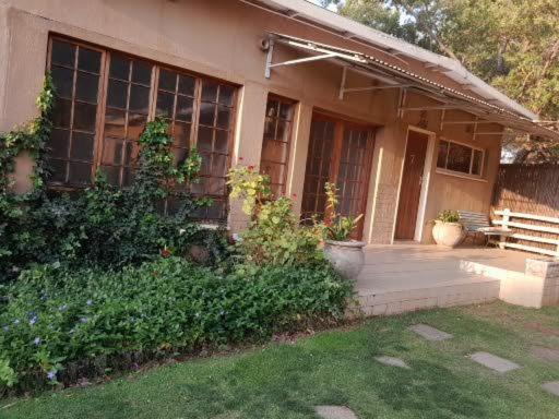 morning sun guesthouse - Housity