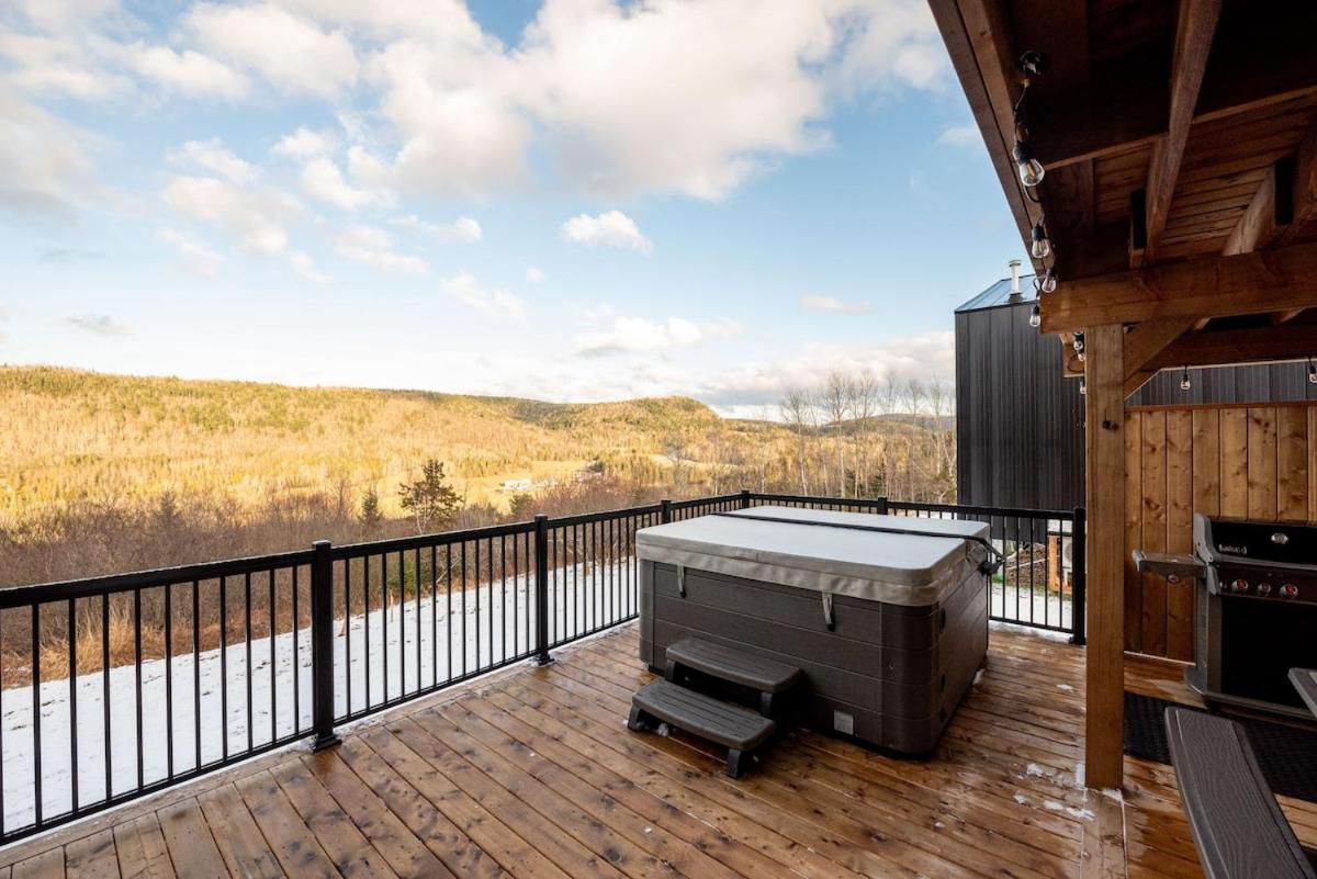 STOKE Luxury Cabin 1 with epic views - Housity