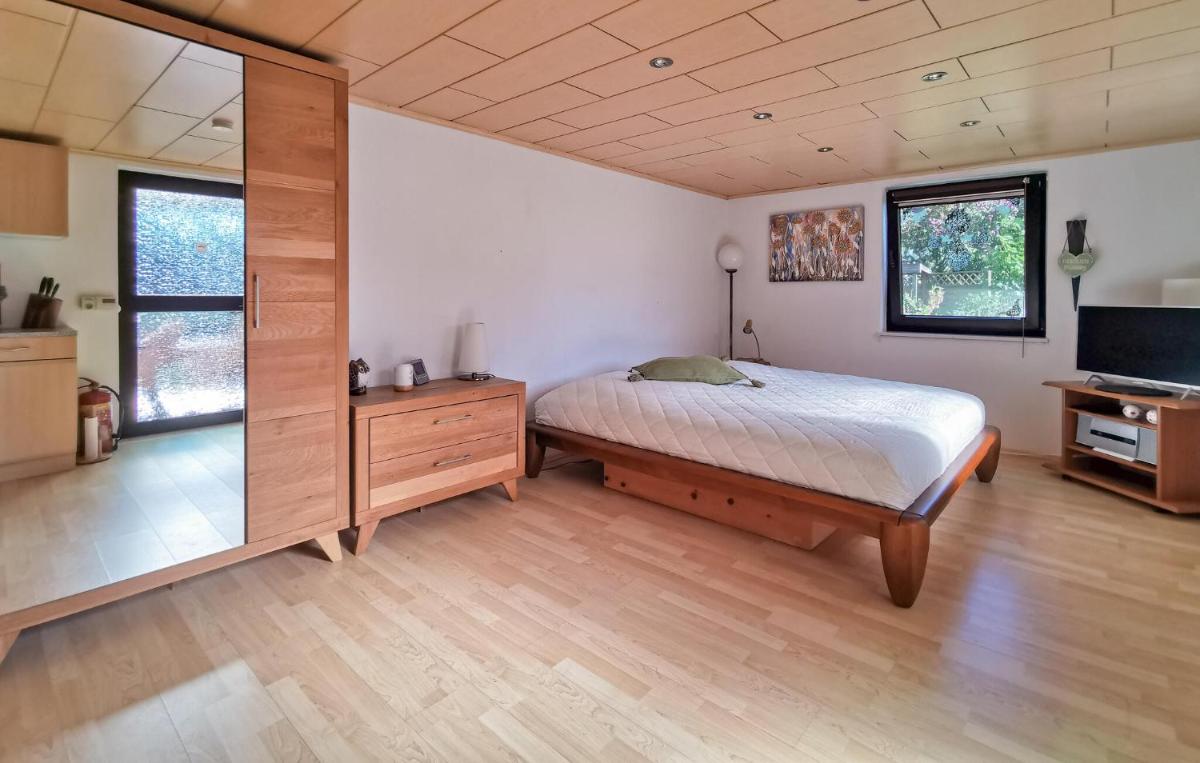 1 Bedroom Gorgeous Home In Ribnitz-Damgarten - Housity