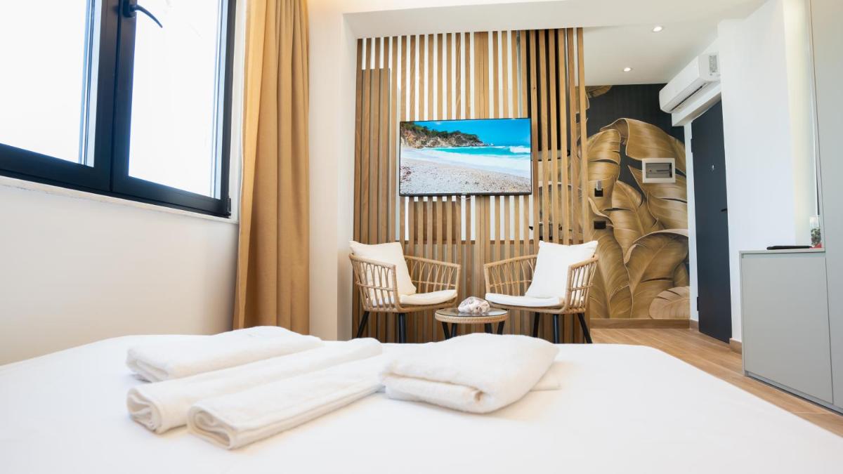 Azure sea View Apartment's - Hizvo