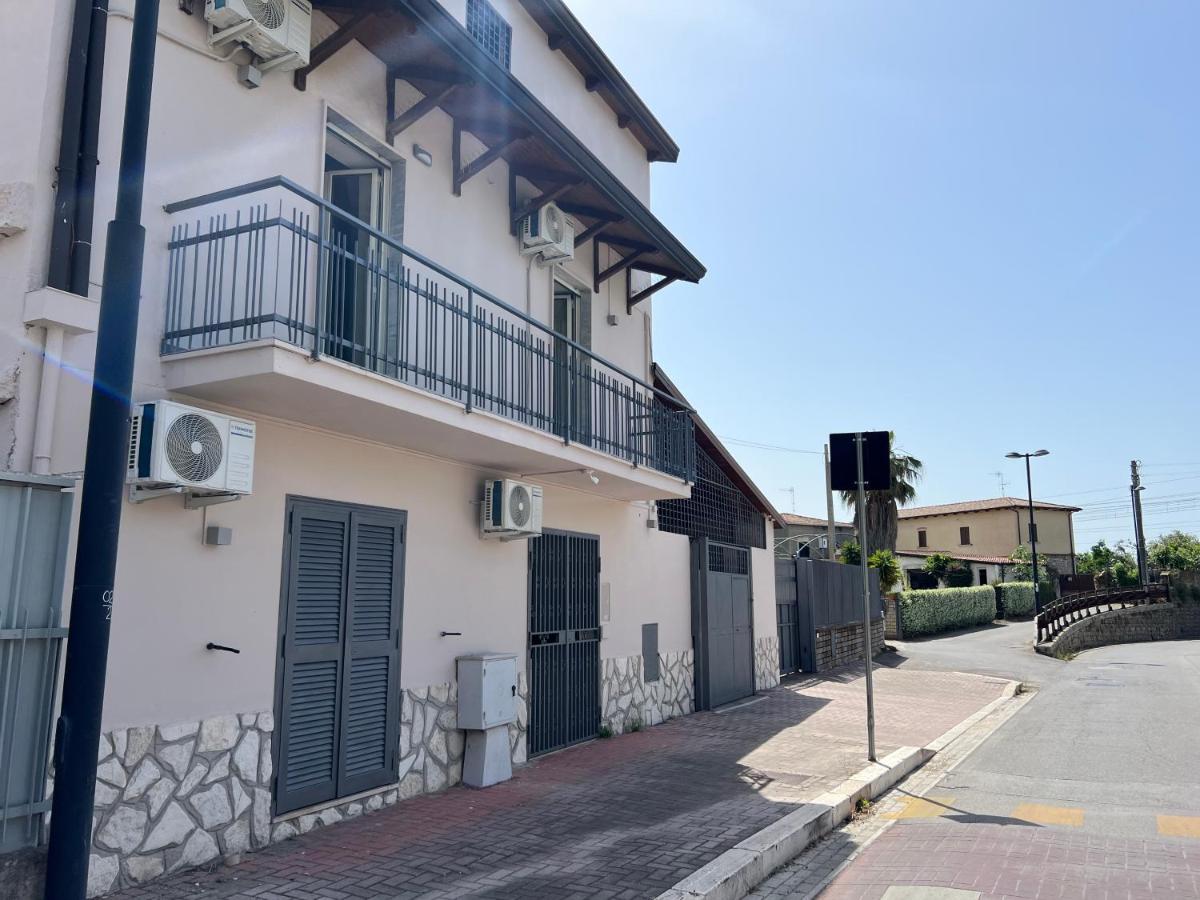 Appartamenti Minturnae Relais B&B - Housity