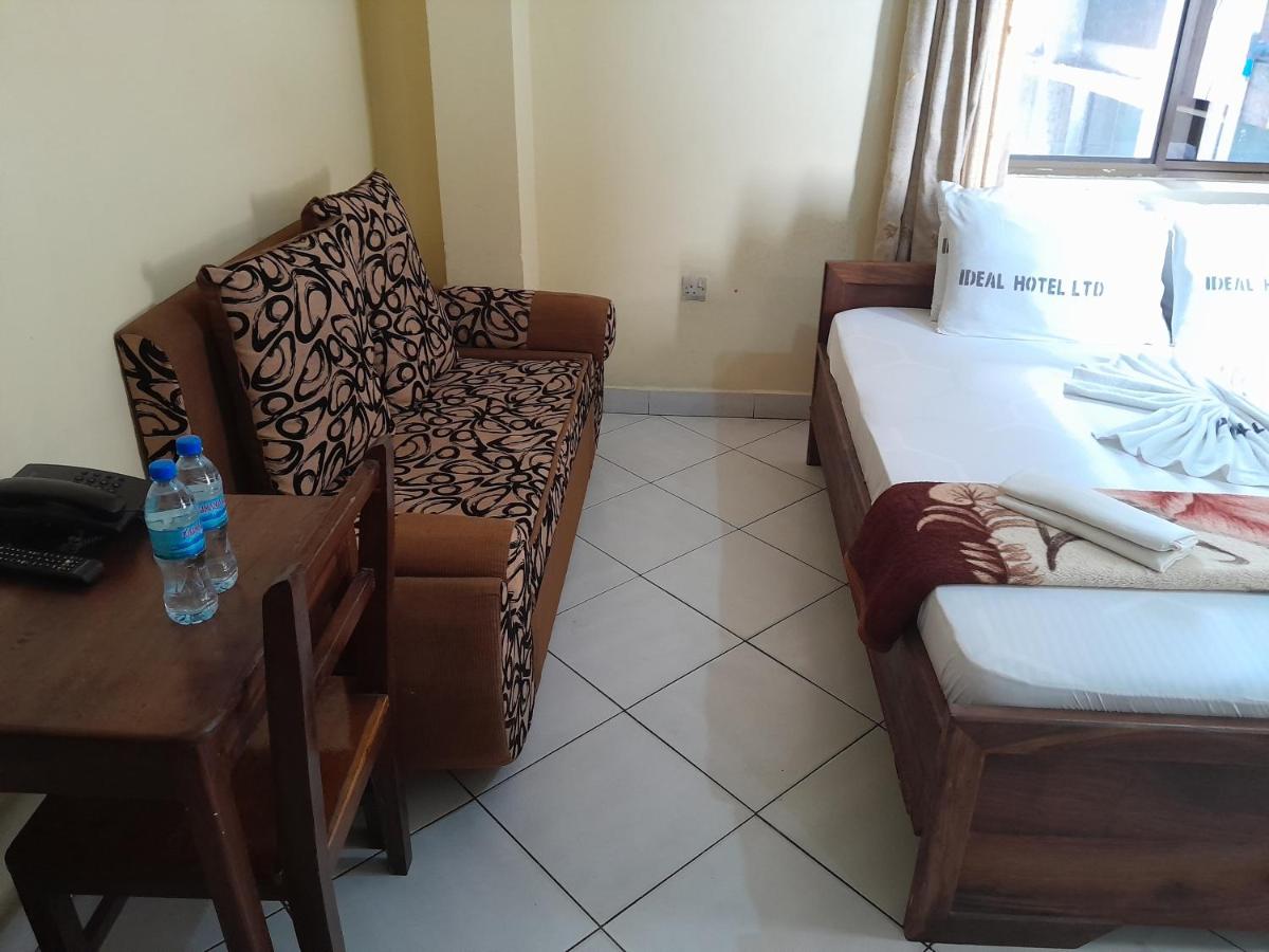 Hotel Ideal - Housity
