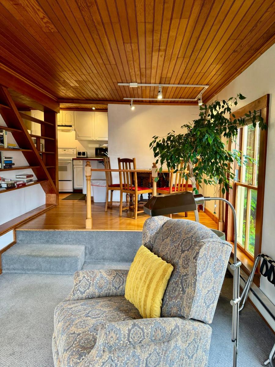Inn At Creek Street - Housity