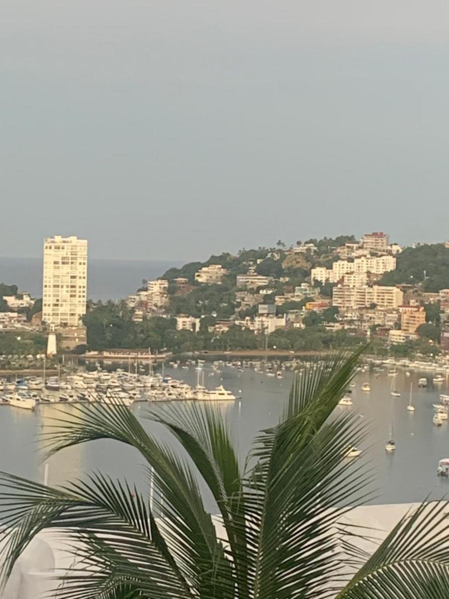 Casa con vista espectacular al mar con alberca - Housity