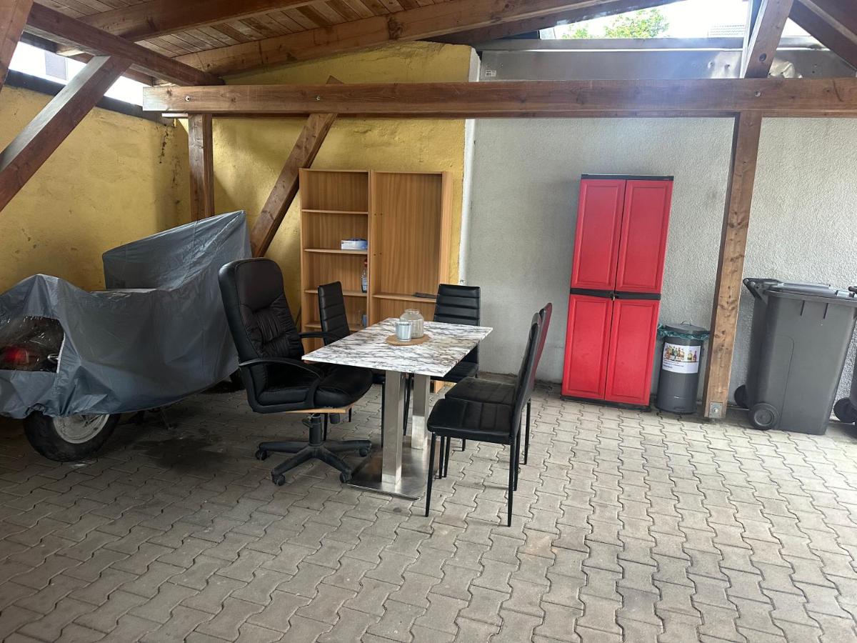 Modernes Apartment 5 , 6 und 7 in Bochum - Hizvo