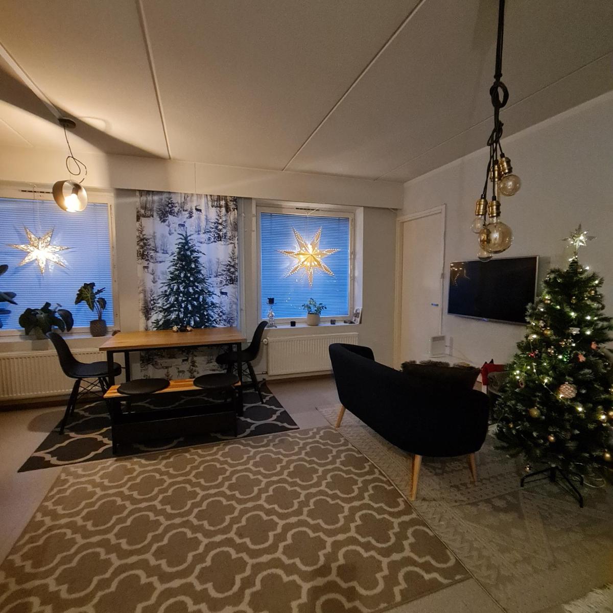 Lakeland Apartments - Hizvo