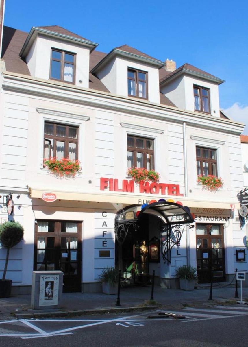 Film Hotel - Housity