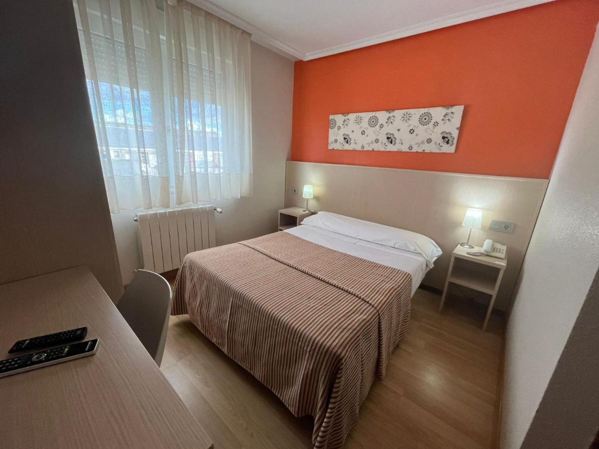 Hotel La Basílica - Housity