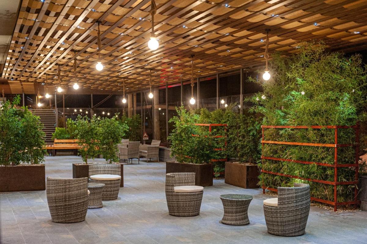 Corten Hotel - Housity