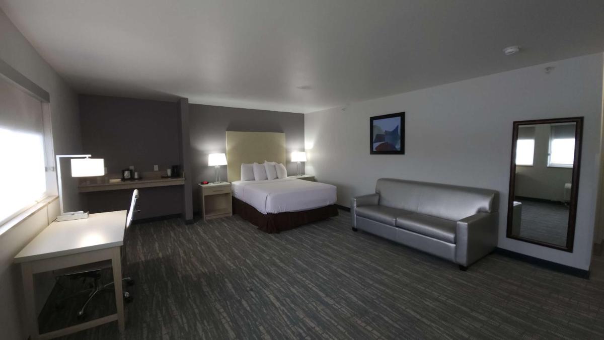West Valley Inn - Housity