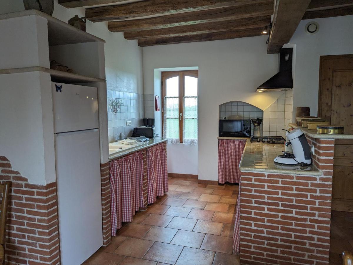 Charmante Maison Rurale avec Terrasse Privative, Proche A.77 et A.19, entre Gâtinais et Fontainebleau - FR-1-590-58 - Housity