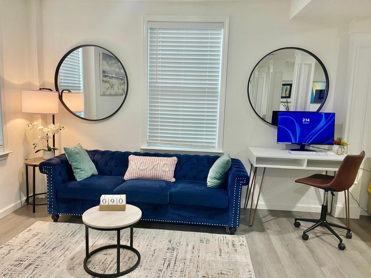 Luxury Modern & Cute- Minutes to The White-Sand Beaches - Housity