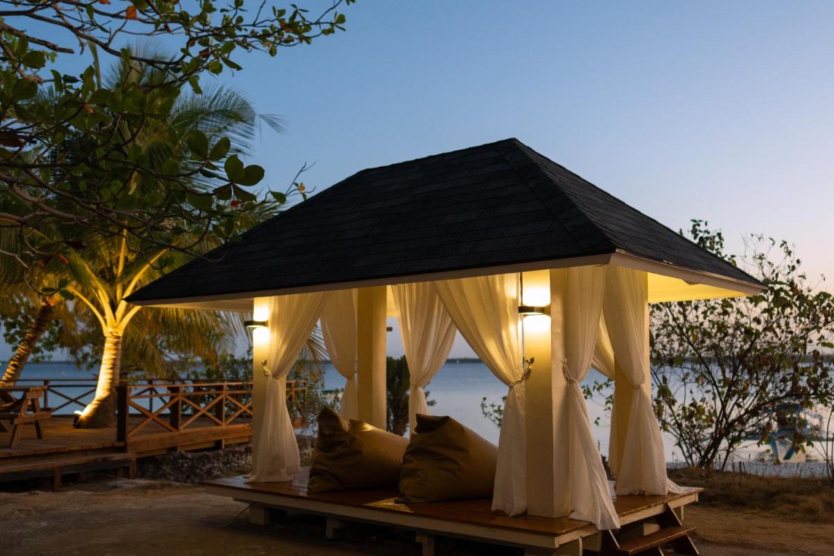 Virgin Island Resort - Housity