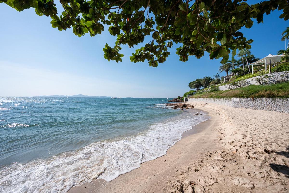 Majestic Residence Pool Villa 4 Bedrooms Private Beach - Housity