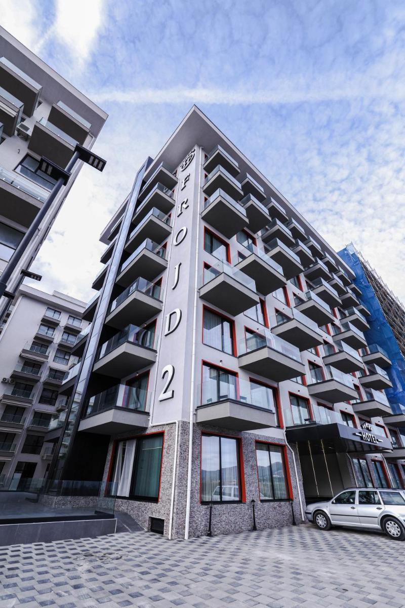 Frojd Kune Resort & Beach Hotel - Housity