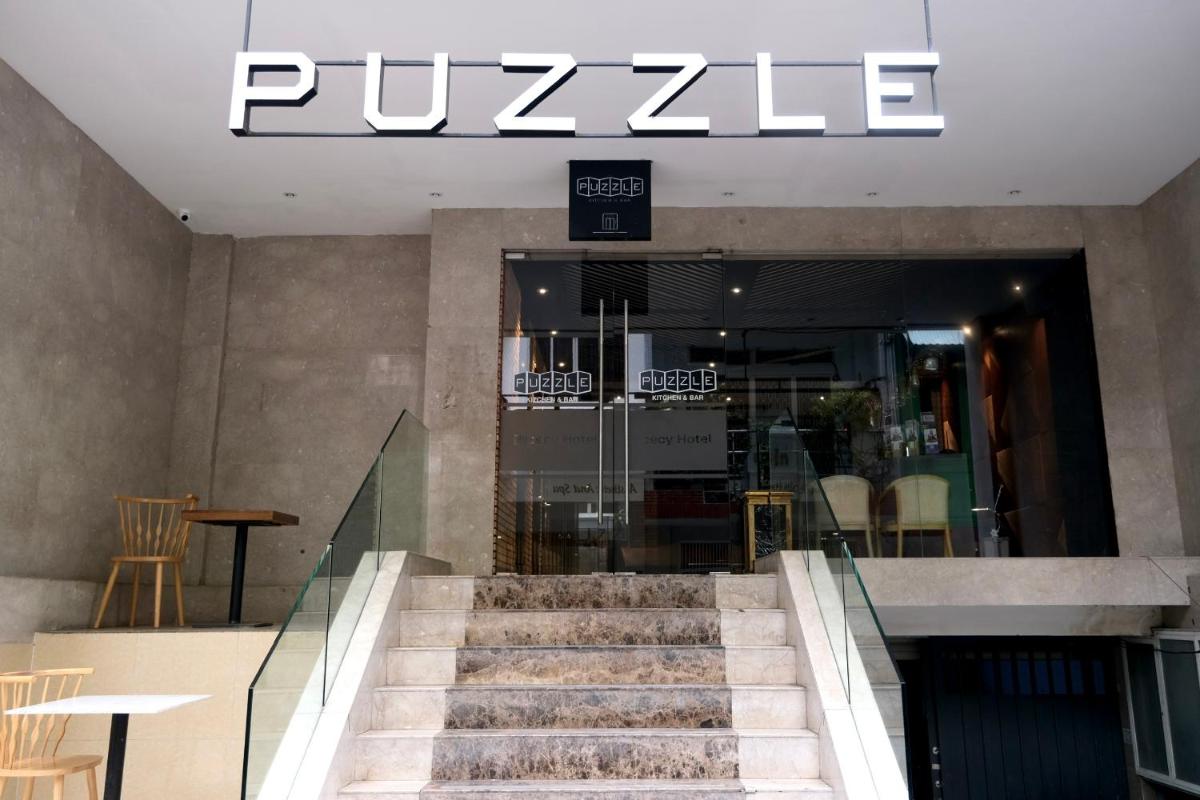 Suitetrails - Puzzel Hotel