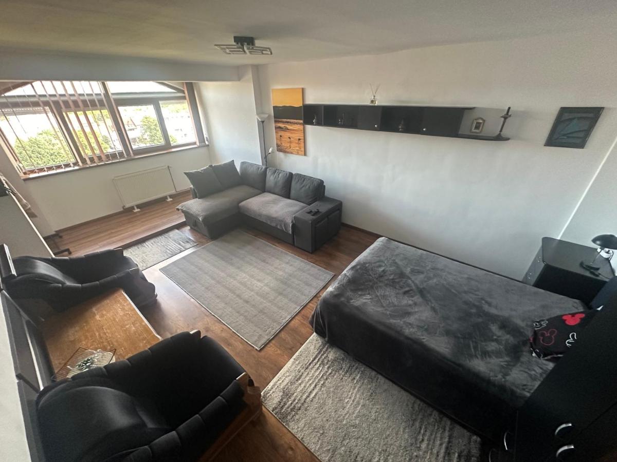 High level Apart Oradea free reserved parking - Housity